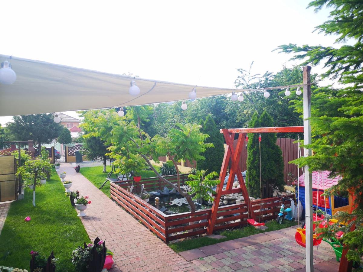 מלון קוסטינסטי Casa Aura 1 מראה חיצוני תמונה
